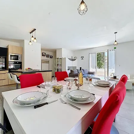 Des Amoureux By Interhome Casa vacanze *